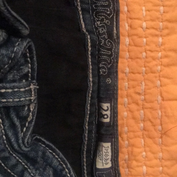 Miss me size 28 jean - Picture 2 of 4